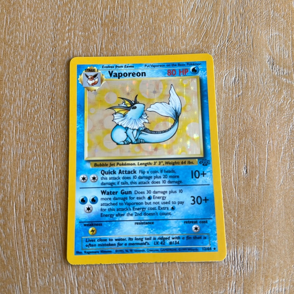 Holo Vaporeon Pokemon Card - 12/64 (Jungle)